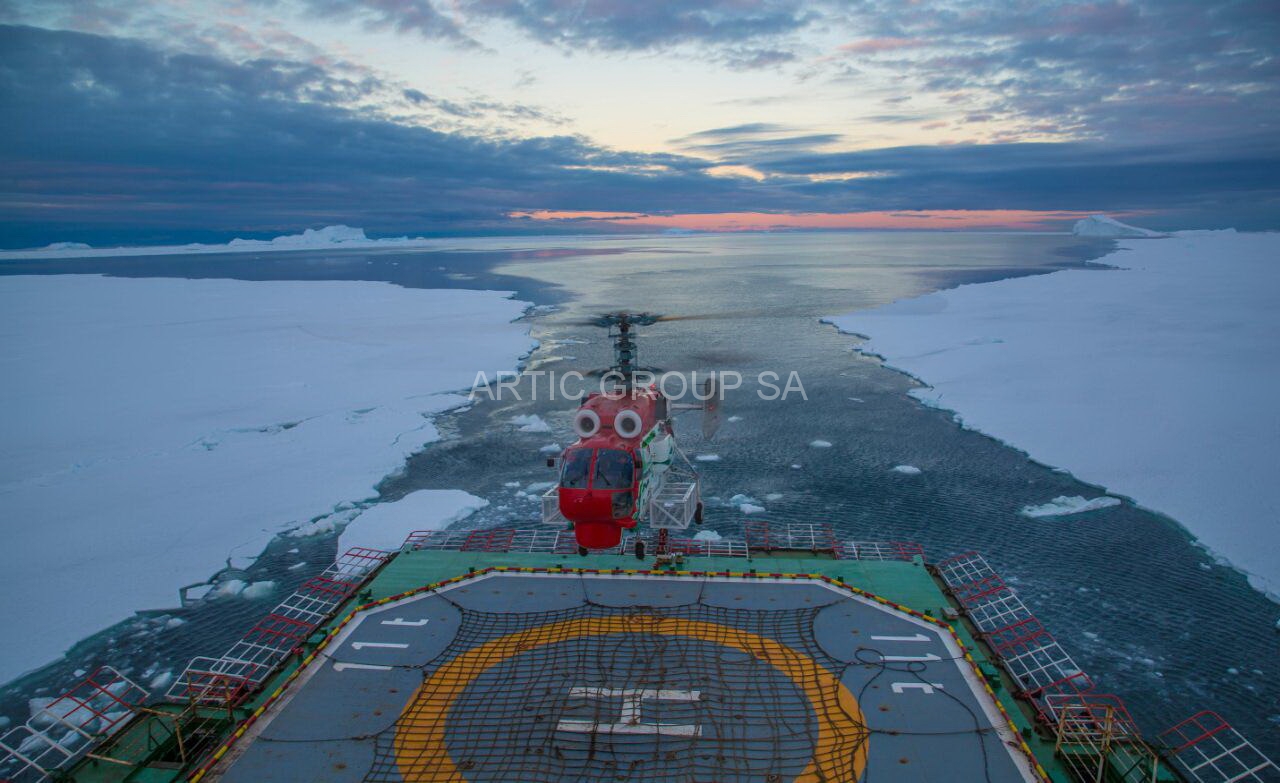 Ka-32 offshore operetions from a vessel helipad